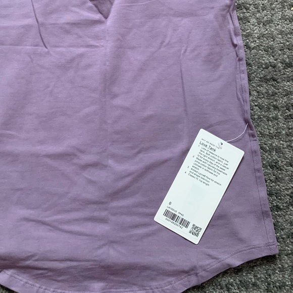NWT Lululemon Love tank size 0. - Picture 4 of 4